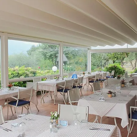 Tiziana Hotel 2*